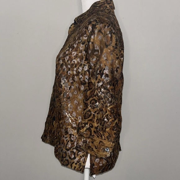 Sexy Animal Print Button-down Top by Choices Size PS - Picture 5 of 10